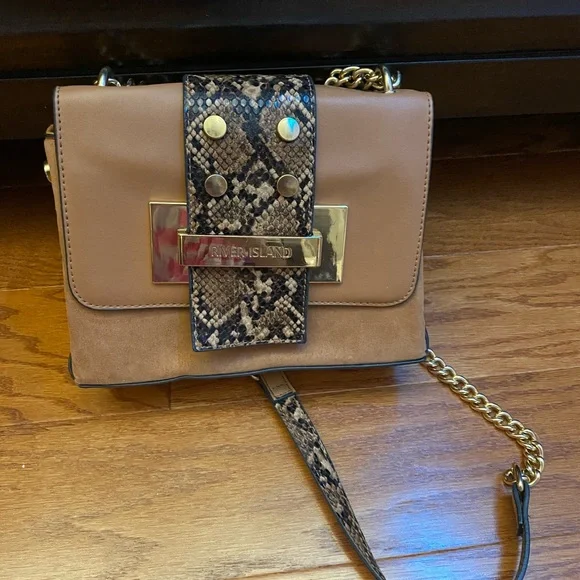 River 2024 island purse